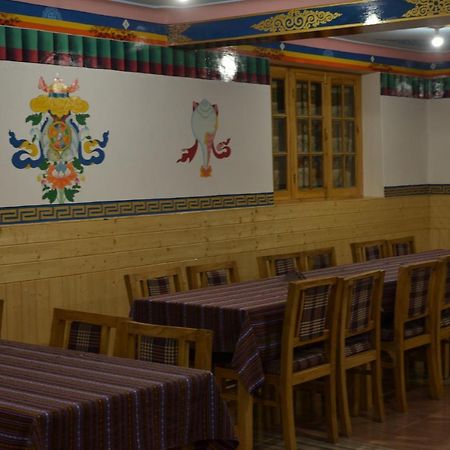 Barath Hotel & Guest House Leh Exterior photo